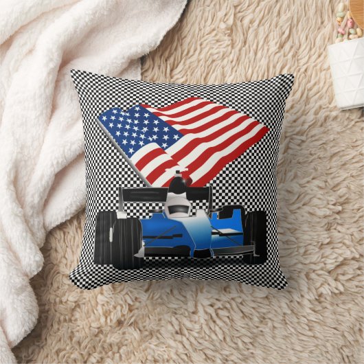 アメリカ国旗を掲げたレースカー クッション (ブランケット)