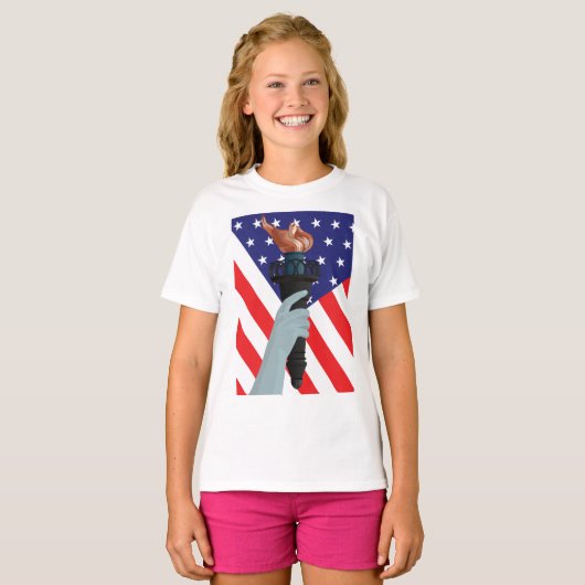 アメリカ国旗を掲げた自由の聖火の像 Tシャツ (正面フル)