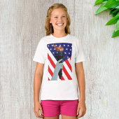 アメリカ国旗を掲げた自由の聖火の像 Tシャツ