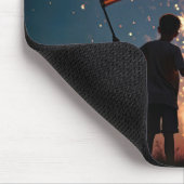 アメリカ国旗を掲げている親子 マウスパッド (コーナー)