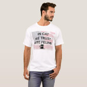 アメリカ国旗を掲げて投票する Tシャツ (正面フル)