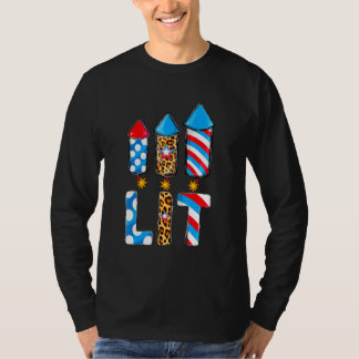 アメリカ国旗を掲げよう花火の愛国心のジュウ第4戦 Tシャツ