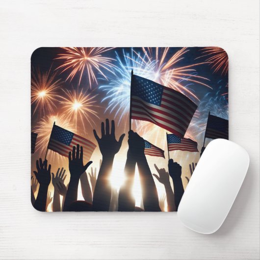 アメリカ国旗を掲げる花火を掲げる群衆 マウスパッド (マウス)
