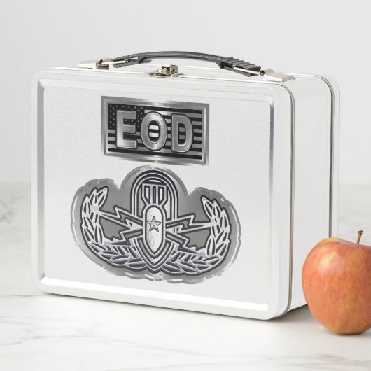 アメリカ国旗を掲げカスタムた「シニアEOD」 メタルランチボックス (インサイチュ)