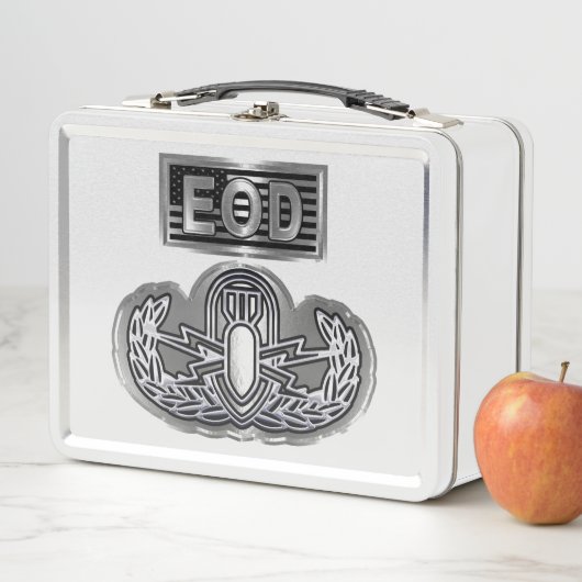 アメリカ国旗を掲げカスタムた「基本EOD」 メタルランチボックス (インサイチュ)