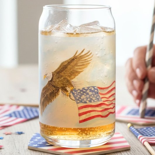 アメリカ国旗を背に飛ぶアメリカワシ ガラス缶