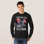 アメリカ国旗カナダ国旗の自由Convoy 2022 Truc Tシャツ (正面フル)