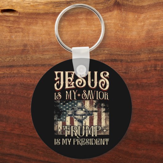 アメリカ国旗クロスイエスは私の救い主トランプは私の キーホルダー (正面)