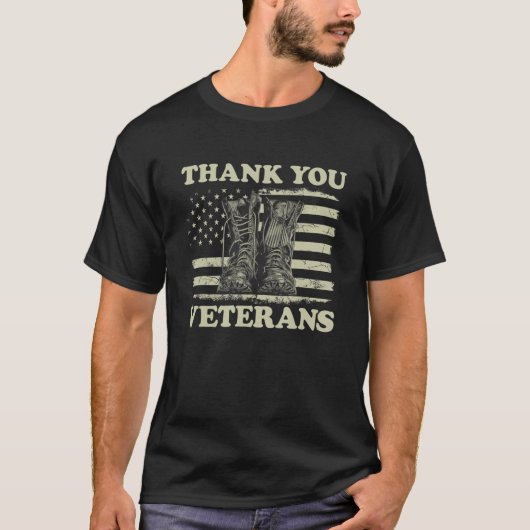 アメリカ国旗コンバットブーツ 退役軍人に感謝を Vete Tシャツ (正面)