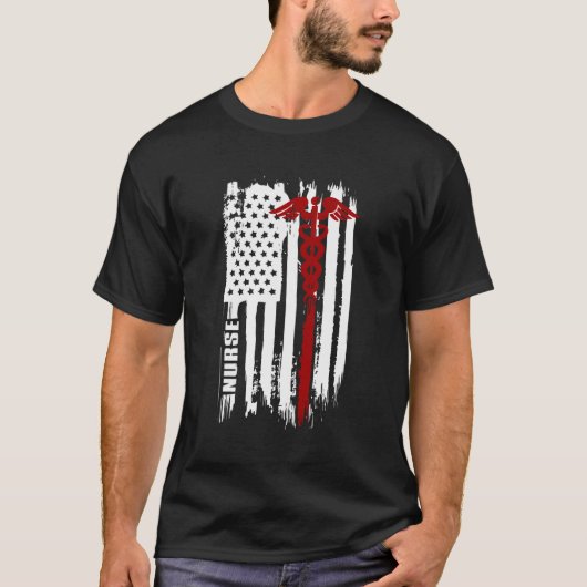 アメリカ国旗ナースアメリカナースギフト Tシャツ (正面)