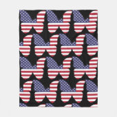 アメリカ国旗バタフライ、愛国心、7月4日 フリースブランケット (正面)