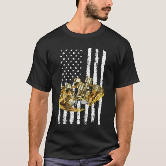 アメリカ国旗ピストンマッスルカー3 Tシャツ (正面)