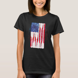 アメリカ国旗ボート漕ぎ漕ぎ漕ぎ漕ぐ可愛いアメリカの列クルーJの4番目 Tシャツ