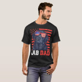 アメリカ国旗ラブラドールおもしろTシャツ 独立記念日 Tシャツ (正面フル)
