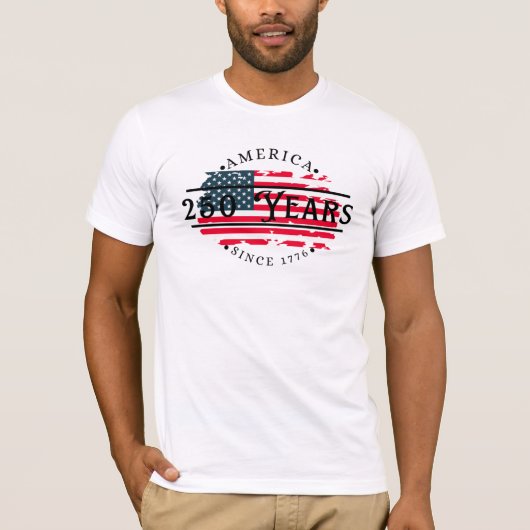 アメリカ国旗付き1776年以来のアメリカ メンズ Tシャツ (正面)