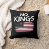アメリカ国旗逆さ distress No Kings 長い F クッション (ブランケット)