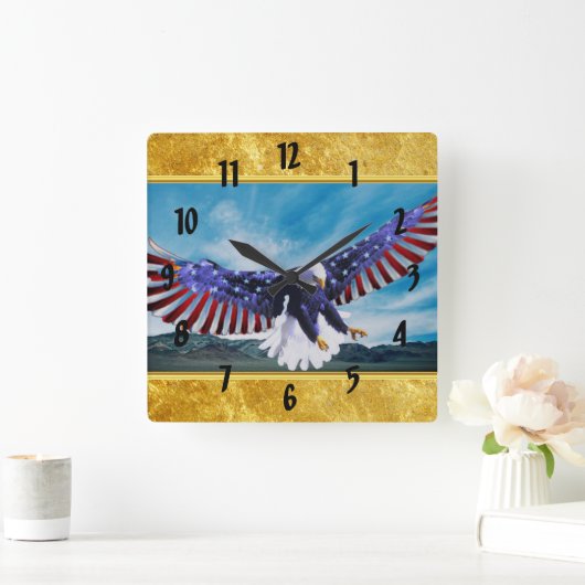 アメリカ国旗飛んでいるのイーグルが空の金ゴールド箔 スクエア壁時計 (ホーム)
