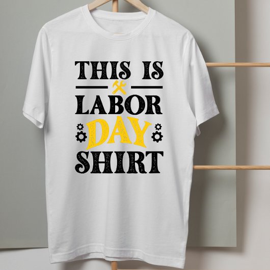 アメリカ国旗 このレイバーデイは私のもの Tシャツ