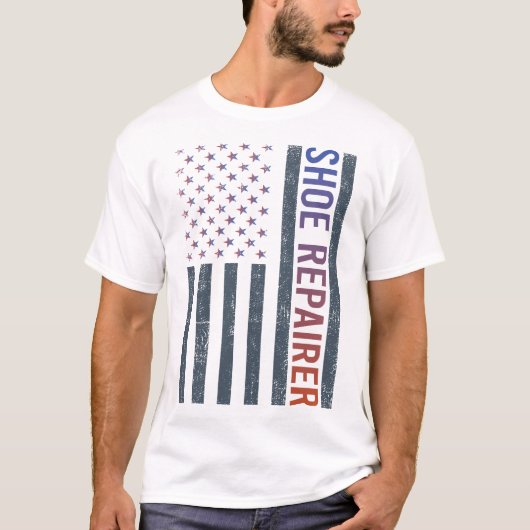 アメリカ国旗 – シューズ修理機 Tシャツ (正面)