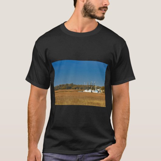 アメリカ国旗 ストライプドバス 釣り フラグ Tシャツ (正面)