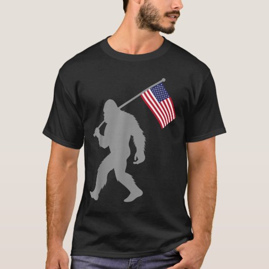 アメリカ国旗 ビッグフット 赤 白 青 愛国 4th tシャツ (正面)