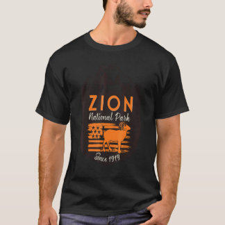 アメリカ国旗 ビッグホーン 羊 Zion国立公園 山々 Tシャツ