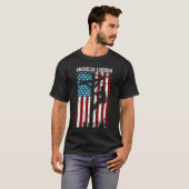 アメリカ国旗 ライン 電気コード 愛国的なライン Tシャツ (正面フル)