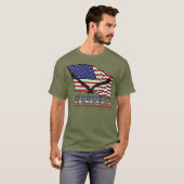 アメリカ国旗 & ワシの上にあるRESPECT Tシャツ (正面フル)