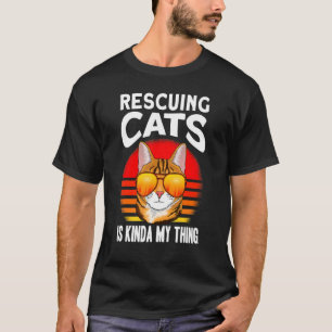 アメリカ国旗 猫レスキューTシャツ Rescuing Cats Is Kinda My Thing Tシャツ