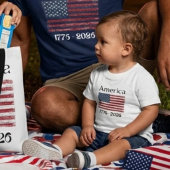 アメリカ国旗 1776年～2026年 キッズ 250周年記念  ベビーTシャツ