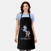 アメリカ国旗Tシャツ愛国ユニコーン4 エプロン (着用した状態)