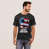 アメリカ女子フットボールサッカーボールアメリカ国旗 Tシャツ (正面フル)