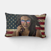 アメリカ女性動揺してアメリカ国旗 ランバークッション (裏面)