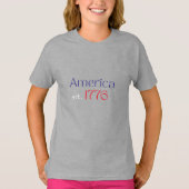 アメリカ建国1776 タイポグラフィー 7月4日 グレー 子供 Tシャツ (正面)