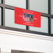 アメリカ建国250周年記念愛国 横断幕 (ビルの外側)