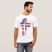アメリカ愛国国旗がTシャツを横切る Tシャツ (正面フル)