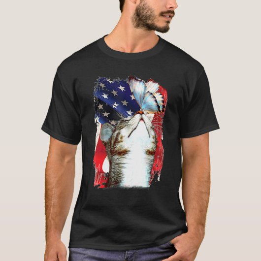 アメリカ愛国旗 4th 猫の鼻の上の蝶 tシャツ (正面)