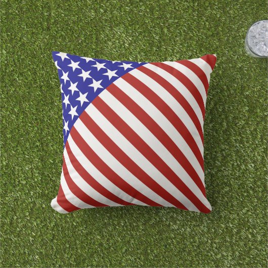 アメリカ愛国的なスターとストライプ装飾用クッション アウトドアクッション (芝生)