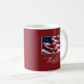 アメリカ感謝してい赤愛国国旗 コーヒーマグカップ (正面右)
