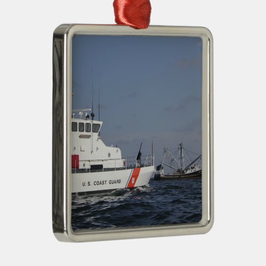 アメリカ沿岸警備隊のマーリンは海をパトロール メタルオーナメント (右)