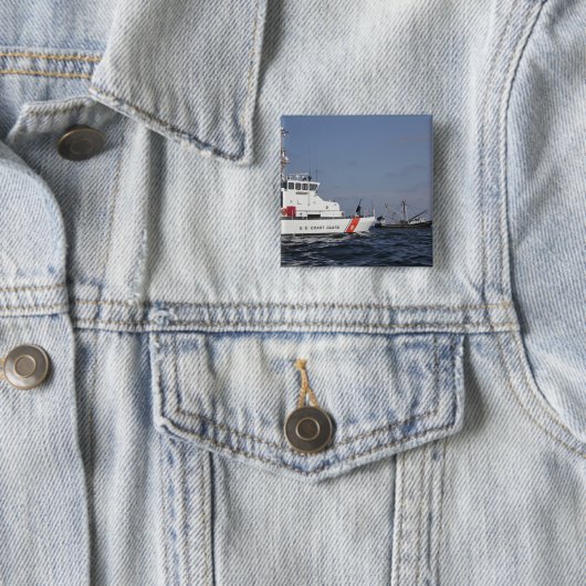 アメリカ沿岸警備隊のマーリンは海をパトロール 缶バッジ (インサイチュ)