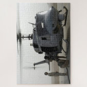 アメリカ海兵隊UH-1Nヒューイヘリコプター ジグソーパズル (縦)
