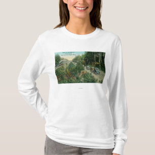 アメリカ湖の近くのハイウェー場面 Tシャツ