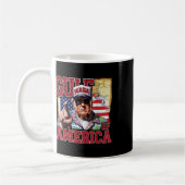 アメリカ湾愛国者からのトランプの挨拶 コーヒーマグカップ (左)