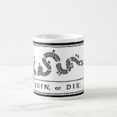 アメリカ独立戦争のための旗結合しますか、または死んで下さい コーヒーマグカップ (中央)