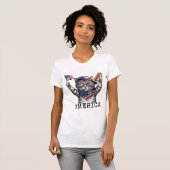 アメリカ独立250周年記念 愛国的なストライプ柄の猫 Tシャツ (正面フル)