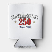 アメリカ独立250周年 1776年以来の愛国的な第4の7月 缶クーラー (正面)