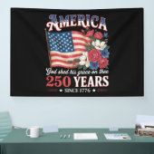 アメリカ独立250年フラワーフラッグ 横断幕 (トレードショー)