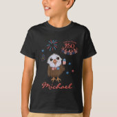 アメリカ生誕250周年 - かわいいワシの少年Tシャツ Tシャツ (正面)