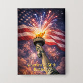 アメリカ生誕250周年 7月4日 リバティ・トーチ 花火 USA 缶バッジ (正面)